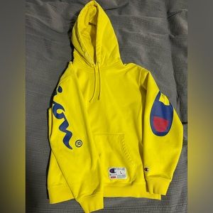 SUPREME X CHAMPION ss18 Limited Edition Hoodie - Size L. Perfect Condition.